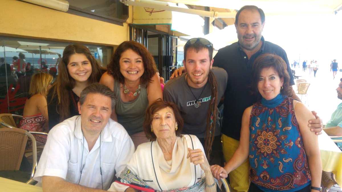 Tinin Jurado con Agustín, Cristina, Mary, Carmen, Joselo y Guillem