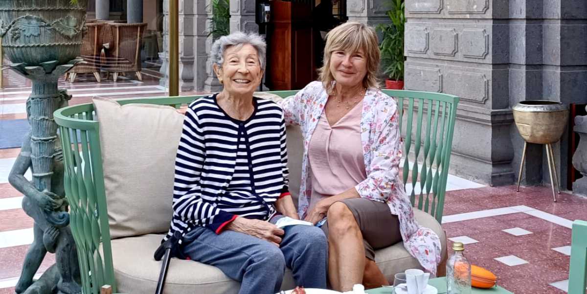 Tinin Jurado y Lourdes Gil